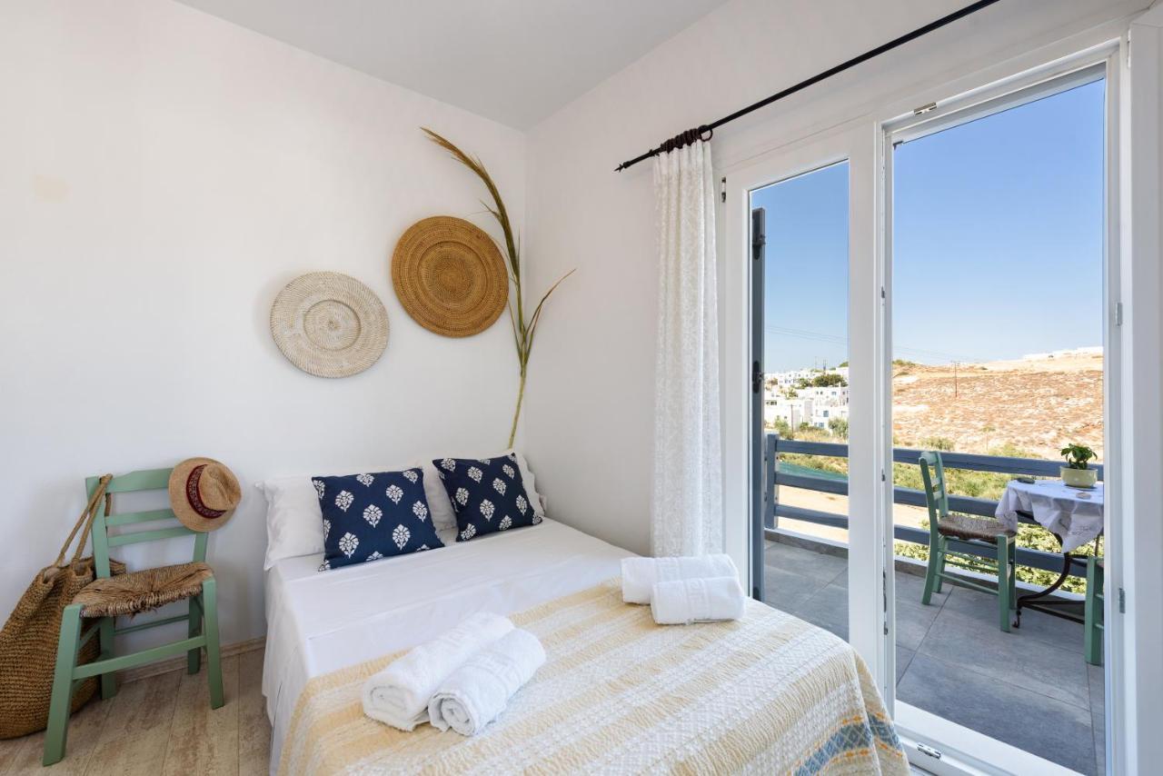 Hara'S Villa In Naousa , Paros Buitenkant foto