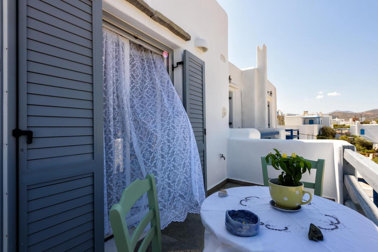 Hara'S Villa In Naousa , Paros Buitenkant foto